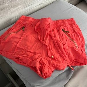 GUESS shorts